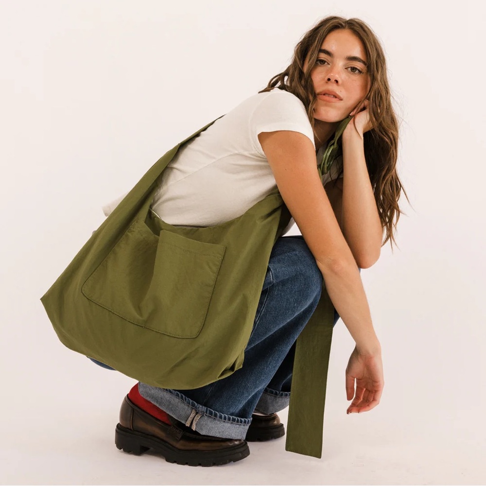 Thread Slouch Bag